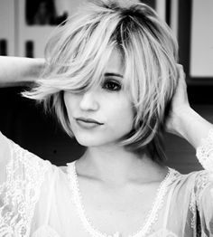 Cute short bob with layers.  #hairstyles the hemlock grove look again Dianna Agron Hair, Naya Rivera, Dry Bar, Dianna Agron, Hairstyle Gallery, Hair Photo