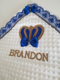 Royal prince themed softy baby blanket. White blanket with big gold royal crown  and royal blue bows. This blanket is wash in cold water by hand and dry on flat. This royal blue and gold blanket is very sensitive. It is for special occasions. Newborn Baby Boy Outfits, Personalized Baby Blankets Boy, Gold Blanket, Neutral Baby Gifts, Baby Boy Blanket, Gender Neutral Baby Gifts, Boy Blanket, Baby Boy Clothes Newborn