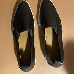 Made In Italy Black Loafers Women Shoes Street Wear Shoes, Green Velvet Shoes, White Timberland Boots, White Timberlands, Equestrian Riding Boots, Converse Platform, Size 11 Women Shoes, Everlane Shoes, Loafers Women