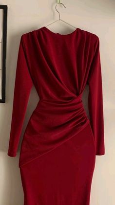 Elegant Evening Dresses Classy, Long Dresses With Sleeves, Red Long Dress, New Look Dresses, Chic Dress Classy, Classy Dresses, Soiree Dress