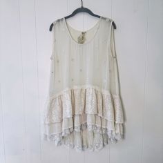 Nwt Maril White Semi-Sheer Tiered High Low Tank With Embroidery And Lace Detail. Measurements Laying Flat: Pit To Pit: 19” Shoulder To Hem: 28” Front, 32” Back. White Lace Patchwork Top For Summer, White Lace Trim Top For Spring, Feminine Summer Lace Top For Layering, Feminine Lace Top For Summer Layering, Feminine Lace Top For Summer, White Lace Blouse For Layering, White Lace Tops For Summer, Summer Lace Top With Lace Trim For Layering, White Lace Top For Layering