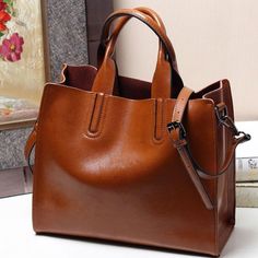 Tas Bahu, Cheap Purses, Cheap Bags, Trending Handbag, Genuine Leather Handbag, Leather Bucket Bag, Brown Bags