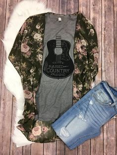 Music Concert Outfit, Country Music Festival Outfits, Concert Outfit Fall, Concert Outfit Winter, Country Tees, Country Music Shirts, Music Festival Outfits, Music Festival Outfit, Country Concert Outfit