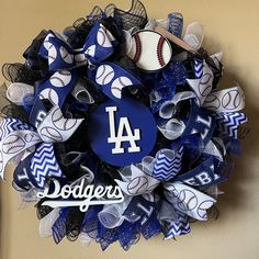 a los angeles dodgers wreath hanging on the wall