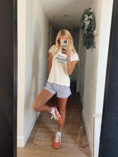 • • • • • #fit #outfits #outfitoftheday #outfitstyle #outfitidea #outfitideasforwomen #adidas #blue #beach #beachlife #beachvacation #beachtrends #beachday #beachcore #blondehaircolor #blonde #longhair #school #summer #summerstyle #summertime #summervibes #summeroutfitideas #warm #warmblonde #warmcore Seaside Sweatshirt Outfit, Summer Girl Outfits Aesthetic, Summer Outfits Blonde Hair, Beach Girl Outfits For School, Dress Up School Outfits, Summer Fits Ideas, 30 Degrees Outfit, I Have Nothing To Wear Outfits, Comfy Hot Weather Outfits