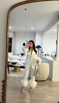 Elevate Your Life, Rich Girl Aesthetic, Rich Girl Lifestyle, Luxury Girl, Luxury Lifestyle Dreams, Future Lifestyle, Glam Dresses, Rich Girl, Fancy Outfits