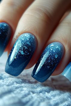 Dark Blue Nails With Glitter, Dark Blue Ombre Nails, Blue Glitter Gel Nails, Blue Galaxy Nails, Nail Art Creative, Ambre Nails, Sapphire Nails, Boring Nails, Nail Paint Shades