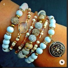 Bracelets With Beads, Shiny Bracelets, Gold And Jewelry, Diamond Bracelet Design, Gold Armband, Classic Bracelets, Jewelry To Make, Bracelet Ideas, Vintage Bracelets