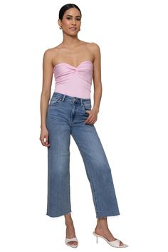 Where comfort meets chic! The Ribbed Knitted Tube Top features a super soft ribbed material, tube top style, knotted detail at the front, and a tight fit. Trendy Ribbed Tube Top For Spring, Casual Ribbed Bandeau Crop Top, Casual Solid Cropped Tube Top, Casual Cropped Tube Top, Casual High Waist Stretch Tube Top, Ribbed Tube Top, Casual Ribbed Tube Top, Casual Ribbed Sleeveless Tube Top, Spring High Waist Stretch Tube Top