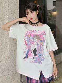 Get ready to embrace your inner kawaii with this adorable comic girl print T-shirt! The cutout shoulder design and lettuce trim details add a touch of playful charm, while the cute pins decoration gives it a fun and unique flair. This loose-fitting tee is perfect for a casual, comfy look.  Please note that this item includes only the T-shirt. Garment Size SizeSMLFull Length59.561.563.5Bust106110114Shoulders586062Sleeve Length16.51717.5Hem Circumference119123127Cuff39.540.741.9 Spring Anime Print Short Sleeve T-shirt, Harajuku Style Tops With Funny Print For Spring, Kawaii Anime Print T-shirt For Summer, Y2k Anime Print Short Sleeve Top, Harajuku Style Funny Print T-shirt For Spring, Spring Harajuku T-shirt With Funny Print, Y2k Anime Print T-shirt For Summer, Y2k Anime Print Summer T-shirt, White Y2k Anime Print T-shirt