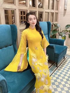 Very elegant design Elegant Summer Ao Dai For Party, Elegant Ao Dai For Summer Parties, Elegant Spring Maxi Sets, Elegant Maxi Length Spring Set, Elegant Spring Maxi Length Sets, Fitted Knee-length Sets For Spring, Elegant Summer Festive Ao Dai, Elegant Summer Ao Dai For Festive Occasions, Elegant Knee-length Ao Dai For Party