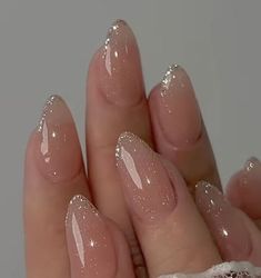 Tattoo Nails, Hairstyles Anime, Fashion Tattoo, Kutek Disney, Graduation Nails, Quartz Nail, Colorful Nails, Soft Nails, White Nail