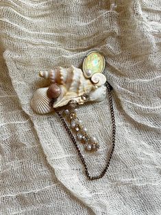 One of a kind handmade hair clip made out of seashells, pearls and other oceanic elements Evil Mermaid, Mermaid Hair Clip, Mermaid Hair Accessories, Mermaid Vibes, Handmade Hair Clip, Mermaid Hair, Barrette Clip, Barrettes, Hair Clip