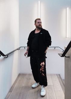 My custom bleached pants worn to the COS spring preview. Big guy fit Plus Size Goth Men, Big Guy Outfits, Alternative Fashion Men, Mens Alternative Fashion, Mans Clothes, Alternative Mens Fashion, Plus Size Male Fashion