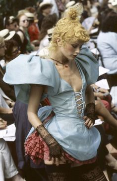 Dior Fall 1997, Miss Mexico, Dior Collection, Vintage Runway, Traditional Clothes, Student Fashion, John Galliano, Fantasy Fashion