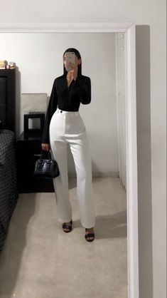 Elevate Your Office Style: Baddie-Inspired Fashion Trends Cute Professional Outfits, Cream Pants, Corporate Attire, Professional Outfits Women, Business Outfits Women, Stylish Work Attire, Corporate Outfits