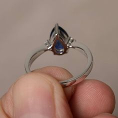 Голубой Сапфир Кольцо Свадебное кольцо Сентябрь Birthstone | Etsy Blue Sapphire Wedding Ring, September Birthstone Ring, Sapphire Wedding Ring, September Birthstone Rings, Sapphire Wedding Rings, Sapphire Wedding, Silver Prices, September Birthstone, Blue Sapphire Rings