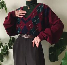 Red And Green Outfit Ideas, Dark Academia Sweater Outfit, Modest Masculine Outfits, Red And Black Sweater Outfit, Artsy Corporate Outfits, Masc Christmas Outfits, How To Dress Feminine Casual, Winter Outfits Female, Dad Core Fashion