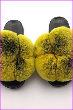 *Material: PVC sole, high quality sole, confortable. *Notice: When you order, take you true size. PVC sole two size smaller than your usual wear slides. It means if you order size US 7(EU 38), I will send US 9( EU 40) to you. Fluffy Rabbit, Fur Keychain, Fur Sliders, Fur Sandals, Rainbow Shoes, Slides For Women, Fur Accessories, Fur Shoes, Comfortable Slippers