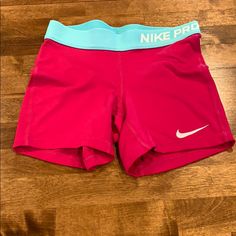 Child Medium. My Daughter Purchased These Brand New. She Wore Them Once But She’s Picky And Didn’t Like The Way They Fit. Looking To Get Some Of Her Money Back. Nike Stuff, School Wishlist, Bodycon Dress Homecoming, Cute Nike Outfits, Cheer Outfits, Athletic Clothes, Nike Bottoms, Dress Homecoming, Nikes Girl