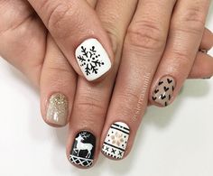 winter toes Winter Toes, Round Nail Designs, Nails 2018, Gel Nail Colors, Round Nails, Short Nail Designs, Heart Nails, Fancy Nails