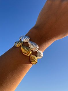 Maldives Bracelet Luxury Dainty Oyster Bracelet, Coastal Elegance, Adventure Style, The Maldives, Ocean Inspired, Shell Bracelet, The Seaside, Resort Collection, Ocean Inspiration