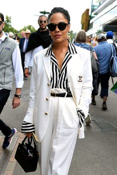 Corporate Attire Women, White Blazer Outfits, Preppy Mode, Ralph Lauren Womens Clothing, Classy Business Outfits, Corporate Attire, Chique Outfits, Tessa Thompson, Corporate Outfits