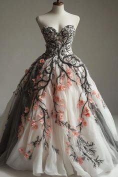 Epic Dresses, Punk Wedding Dresses, Strange Dream, Black Wedding Gowns, Dreamy Gowns, Fairy Wedding Dress, Elf Art, Alternative Wedding Dresses, Briar Rose