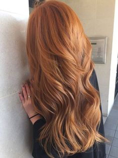 Auburn Curls, Balayage Auburn, Ginger Hair Color, Beautiful Red Hair, Hair Color Auburn, Strawberry Blonde Hair, Super Hair, Hair Balayage, Brown Blonde Hair