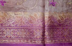 About this item Vintage Beautiful Heavy Banarasi Silk vintage sari with antique Zari work. Give yourself a sensational look with this beautiful saree. drape this Indian Bollywood designer Party wear traditional wedding Banarasi silk saree, completed with border work You can wear this saree in party wedding function and any other occasion. You can use this saree fabric to make dresses, jewellery and many more. Item Details Width : 40 Inches/101.60 Cms/3.33 Feet/1.11 Yards/1.02 Meters Embroidery : Bohemian Slub Silk Traditional Wear For Festive Occasions, Bollywood Style Ceremonial Traditional Slub Silk Wear, Ceremonial Tussar Silk Kurta With Zari Work, Bohemian Slub Silk Traditional Wear For Wedding, Bohemian Slub Silk Blouse Piece For Wedding, Ceremonial Slub Silk Dupatta With Zari Work, Tussar Silk Bollywood Kurta For Ceremonial Occasions, Bollywood Style Tussar Silk Kurta For Ceremonial Occasions, Bollywood Style Tussar Silk Kurta For Ceremonies