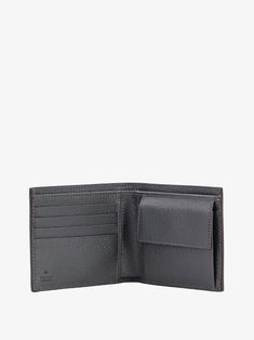 Four compartments for credit cards. Two compartments for banknotes. Coin pocket with snap button. made in Italy. GG supreme fabric/leather. Width : 4,33in. Height : 3,74in. Depth : 0,98in. Size Range : ONESIZE: in Size Type: INTSKU: 597609UULBN#1244 Our Products Are 100% Genuine. In All Cases We Stand By The Authenticity Of Every Product Sold On Our Site. Gucci Wallet, Gucci Men, Fendi Bags, Burberry Bag, Prada Bag, Wallet Men, Snap Button, Chanel Bag, Gucci Bag