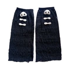 This price is for a pair of leg warmers and a pair of black stockings.   	 		 			Size 			Free Size 		 		 			Full Length 			40 Black Stretch Mid-calf Legwear, Black Halloween Leg Warmers, Fitted Black Leg Warmers For Halloween, Black Mid-calf Legwear For Fall, Black Footless One Size Leg Warmers, One Size Black Bottoms For Fall, Black Casual Bottoms, One Size, Black Stretch Mid-calf Bottoms, Black Stockings