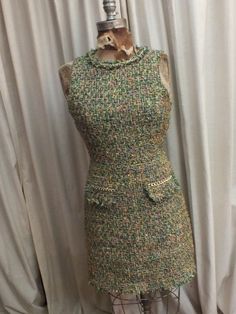 Lovely dress by Alexia Admor with gold chain trim on neck and faux pockets.  For some reason no size but I estimate it's a size 4 to 6  Approx. measurements are: 36" from shoulder to hem, 18.25" from armpit to armpit, 13.75" waist (measured on a flat surface). 100% Polyester. Fully lined. In excellent condition. Tweed Dress Chanel, Vintage Chanel Dress, Dress Chanel, Chanel Dress, Chanel Style, Love Clothing, Tweed Dress, Chanel Fashion, Lovely Dresses