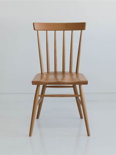 White Oak Windsor Dining Chairs, Home Nyc, Woodworking Chair, Farmhouse Dining Chairs, Windsor Chair, Wooden Dining Chairs, Free Woodworking Plans, Cool Chairs, Wooden Chair