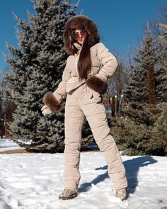 Handmade warm snowsuit for women. Warm, stylish and so comfy -mittens, belt and purse are included into the set - fur on the hood and sleeves is detachable  - inside the snowsuit there's a special heat reflective membrane -snowsuit one piece is of the highest quality, warm, insulated performance ski wear.  -built to last all winter long -combination of warmth, style and coziness -fabric protects from any strong wind and rain, premium insulation "Omne Heat" --keeps you warm during the lowest temp Cute Snowsuit Women, Snow Clothes Women, One Piece Snowsuit Women, Snowboarding Fits, Black Girls Winter Outfits, Snowsuits For Women, Snow Suits For Women, Womens Snowboarding, Snowsuit Women