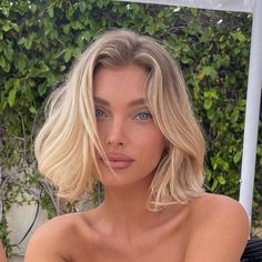 elsa❤️ on Instagram: "Weekend with my bestie✨💗🥰❤️" Summer Blonde Hair, Blonde Bob Hairstyles, Hair Inspiration Short, Blonde Hair Inspiration, Blonde Hair Looks, Short Hair Balayage, Short Blonde, My Bestie, Short Blonde Hair