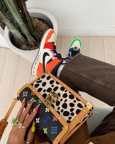 Shoes Names, Louis Vuitton Multicolor, Luxury Purses, Shoe Inspo, Streetwear Fashion Women, Hummel Sneaker, Material Girls, Fashion Accessories Jewelry, Sneaker Head