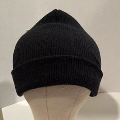 New With Tags. Never Worn. Plain Black Color. Beanie. Escape Polar Extreme Brand. Single Beanie. Black Winter Hat For Everyday Use, Black Hat For Everyday Winter Wear, Basic Black Beanie Hat, Fitted Black Cotton Hats, Classic Black Hats For Cold Weather, Basic Black Everyday Hat, Fitted Black Hats For Cold Weather, Fitted Black Hat For Cold Weather, Basic Black Cotton Hat