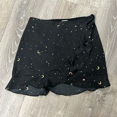 Victoria + Sophia Mini Skirt - Moon And Star Design - Size Small - Mini Skirt Dark Floral Skirt, Whimsigoth Skirt, Fashion Definition, Moon And Star Design, Sophia Black, Real Fashion, Vintage Skirts, Moon And Star, Closet Ideas