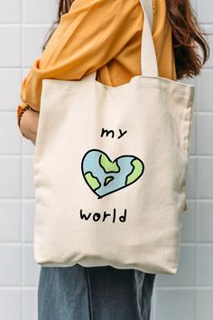 Valentine Tote Bags, Womans Day Gift, Tote Bag Decorating Ideas, Valentines Bags, Valentines Day Tote Bag, Happy Valentine Gifts, Eco Bag Design