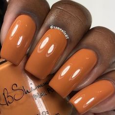 15 Stunning Nail Color Ideas for Dark Skin Tones - thepinkgoose.com Dark Skin Fashion, Nails Dark Skin, Dark Skin Nail Polish, Dark Skin Nail Color, Mom Makeover, Bold Nails, Sns Nails Colors, Nails Dark, Skin Polish