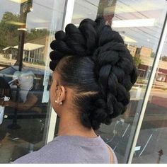 Mohawk Braid Updo, Bun Mohawk, Afro Mohawk, Updo Black Women, Natural Mohawk, Crochet Hair Styles Freetress, Braided Mohawk Hairstyles, Free Hairstyle