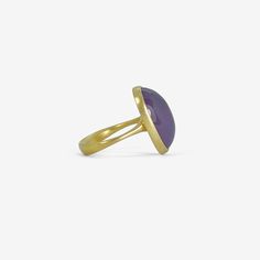 Details Lola Brooks 18k yellow gold & oval pinkish purple chalcedony ring, size 7 1/4. The 11.35ct stone measures approximately 3/4″ x 1/2″ & is set in Lola’s signature delicate bezel setting. The split band tapers from 1/8″ to 1/16″. - purple chalcedony, 11.35ct - 18k yellow gold - size 7 1/4 Sizing This ring can be resized. Please allow 2 - 6 weeks. Inquire about sizing fee. Modern Gold Amethyst Ring With Oval Shape, Modern Gold Oval Amethyst Ring, Oval Amethyst Ring In Yellow Gold With Polished Finish, Oval Yellow Gold Amethyst Ring With Polished Finish, Yellow Gold Chalcedony Ring Gift, Gold Amethyst Ring With Oval Cabochon, Formal Chalcedony Rings In Fine Jewelry Style, Formal Chalcedony Rings Fine Jewelry, Formal Fine Jewelry Chalcedony Rings