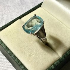 french VINTAGE ART DECO SUPERB VERY ELEGANT STERLING SILVER RING ADORNED WITH A SUPERB BLUE TOPAZ. REMARKABLE WORK, ORGANIZED DESIGN, BEAUTIFUL EFFECT. MAGNIFICENT BLUE TOPAZ: 14 x 10 mm. WEIGHT: 4.2 gr. HALLMARK: 925. FRENCH SIZE: 56. US SIZE: 7 1/4. IN VERY GOOD SHAPE. BOX NOT INCLUDED. Vintage France, France Vintage, France Design, Deco Blue, France Art, French Art Deco, Baguette Cut, French Art, Vintage Ring