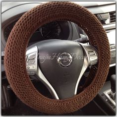 the steering wheel cover is made out of rope