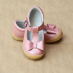 L'Amour Girls Guava Leather Stitched Bow T-Strap Mary Jane - Petitfoot.com School Play, Champagne Color, Pretty Shoes, Metallic Colors, Character Outfits, Toddler Sizes, T Strap, Metallic Leather, Girls Shoes