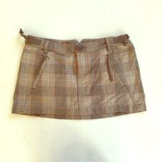 Denim Plaid Very Short Mini Skirt. Back Pockets And Two Front Zip Pockets. Great Material On The Thicker Side And It Looks Brand New. Mini Plaid Skirt, Guess Skirt, Short Mini Skirt, Plaid Skirt, Plaid Skirts, Skirts Mini, Mini Skirt, Zip Pockets, Womens Skirt