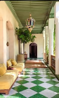 Inspiratie @Elfen Marrakesh El Fenn Marrakech, El Fenn, Marrakech Morocco, Village House Design, Mediterranean Homes, Home Building Design, Dream House Interior, House Interior Decor, Indoor Outdoor Living