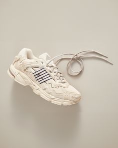 The adidas Response CL was introduced by the brand in the early 2000s as an elite running shoe. Reimagined by Bad Bunny the Response CL highlights an intricate melted drippy panelling with embroidered overlays. The Bad Bunny Response CL 'Wonder White' launches online only Saturday 2/17 10AM EST. Special release item — all sales are final. #adidas #BadBunny #xhibition Bunny Shoes, Adidas Three Stripes, Cloud White, New Sneakers, Sportswear Brand, Nike Cortez