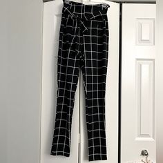 Black With White Checkers, Zipper In The Back, Stretchy Dress Pants Bow Tie Front Accent Size Small Brand New Fitted Casual Black And White Bottoms, Trendy Fitted Black And White Bottoms, Jasmine Pants, Stretchy Dress Pants, Stretchy Dress, Black Jumpsuit, Dress Pants, Bow Tie, Pant Jumpsuit